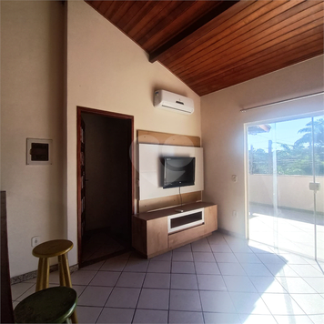 Foto REO1095366
