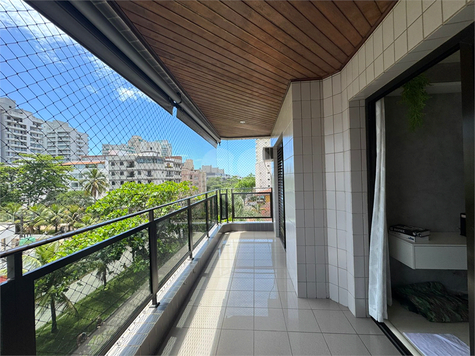 Edifício Via Del Mare