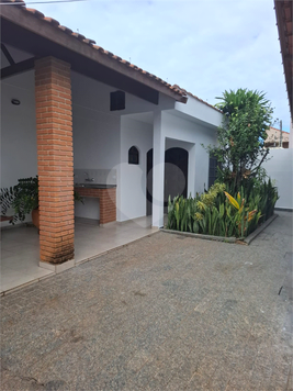 Foto REO1097814