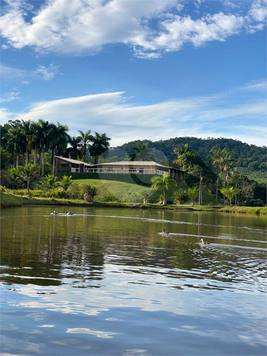 Foto REO1102370