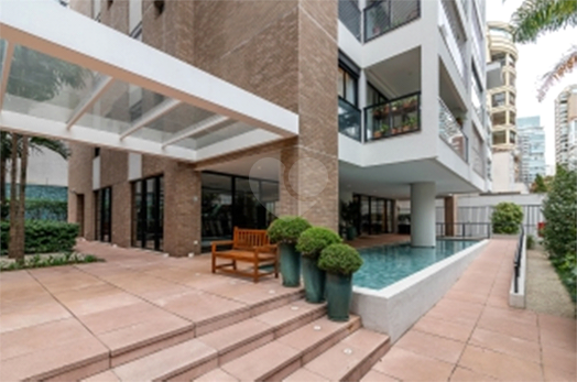 PARK VILLAGE VNC