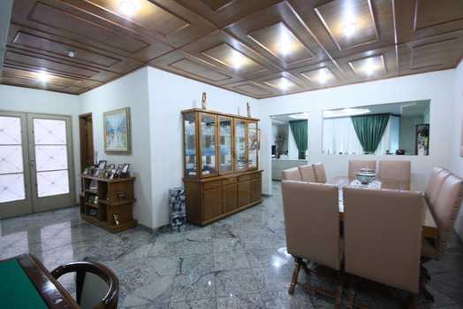 RUA VESPASIANO,556