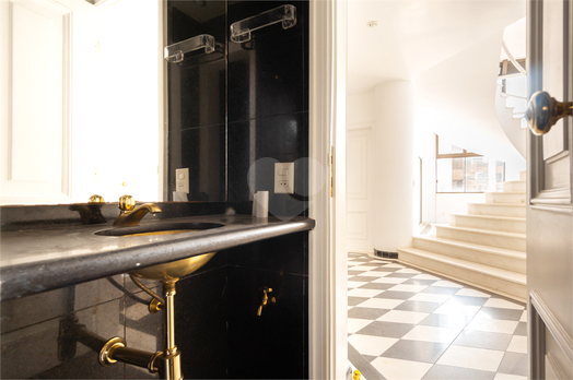 ALAMEDA DOS PINHEIROS