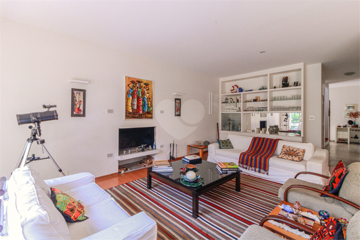 RUA ANDRADE FERNANDES,31