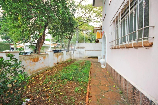 RUA DOMINGOS LEME,116
