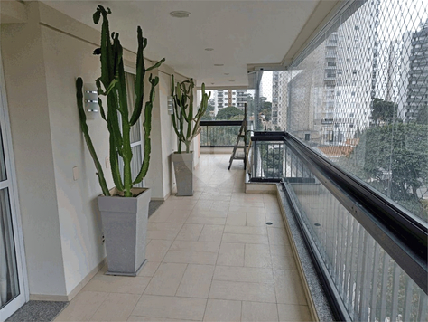 LES TERRASSES