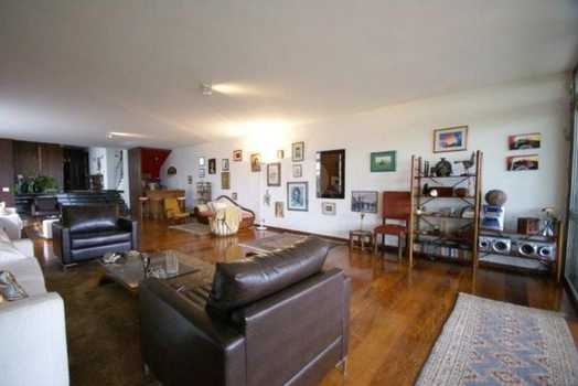 RUA JOÃO MOURA,1577