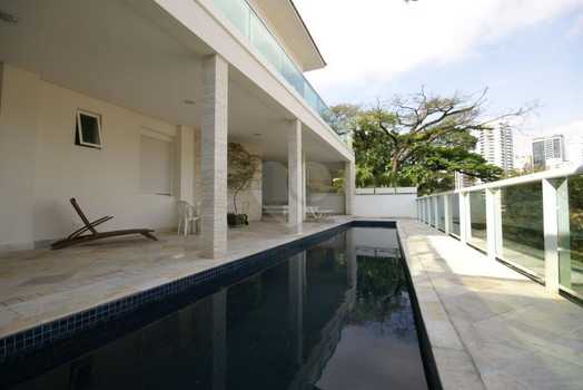 RUA DOUTOR MANOEL MARIA TOURINHO,142