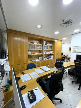 Edificio Central Offices