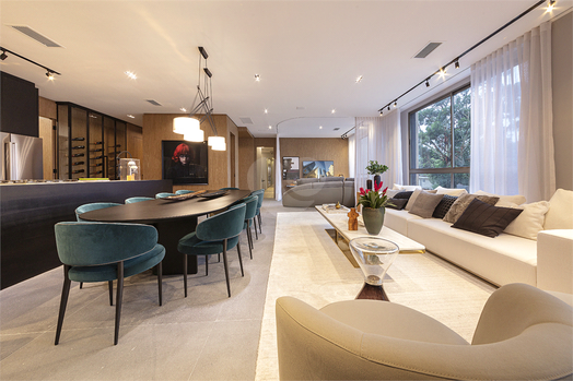 Praça Lindenberg Itaim