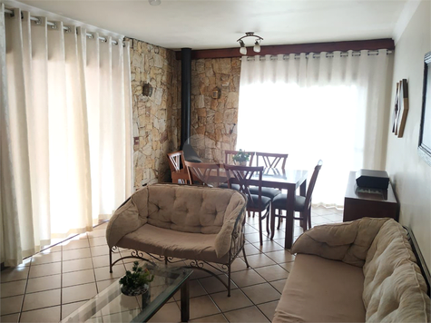 CONDOMÍNIO MORADAS DA CALIFÓRNIA