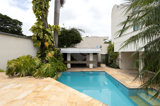 RUA MARQUÊS DE PARANÁ,428