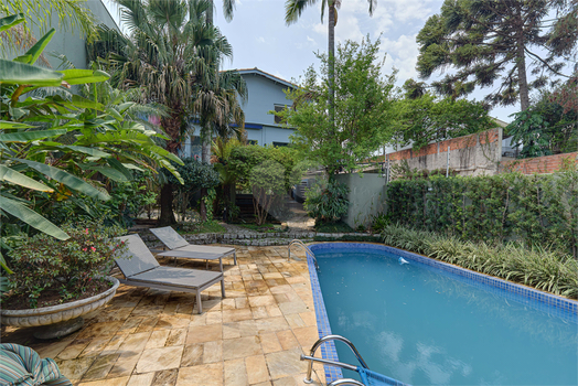 RUA TOMÉ PORTES,175