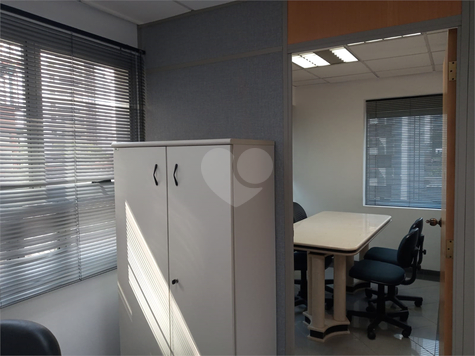 Pamplona Personal Office Building