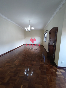 Foto REO740403