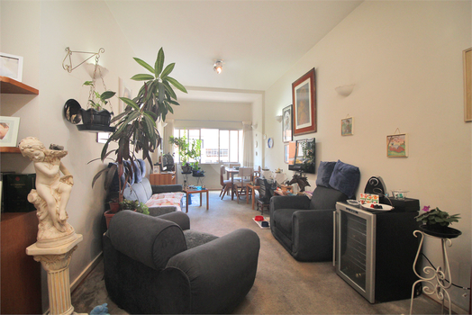 EDIFÍCIO EMBAIXADOR  