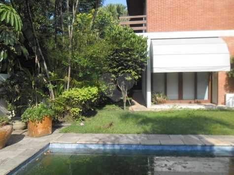 RUA PROFESSOR EDUARDO MONTEIRO,440