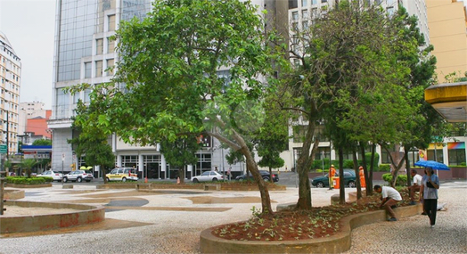 RUA PROFESSOR LAERTE RAMOS DE CARVALHO,724