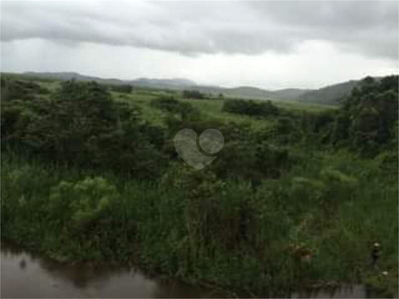 Venda Fazenda Sete Barras Centro 1