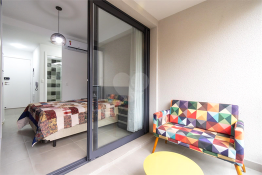 CONDOMÍNIO QUINTO ANDAR - 05411-000 - 950