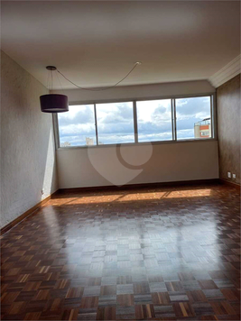 ANA FLÁVIA E VANESSA