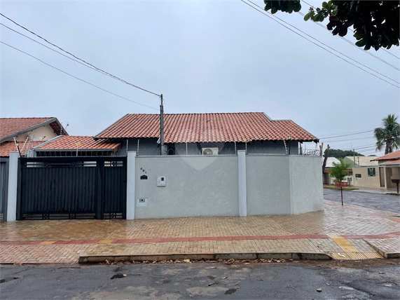 Venda Casa térrea Campo Grande Santo Antônio 1