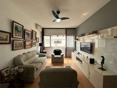 Conomínio E Edifício Paulo Da Camara