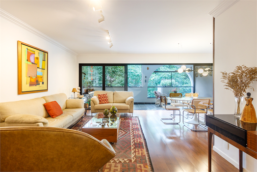 EDIFÍCIO MARC CHAGALL