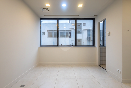 Condomínio Edifício Eugênio Center