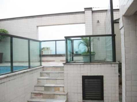 EDIFICIO ARCO BALLENO