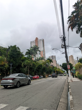 Condomínio Edifício Cisne Branco