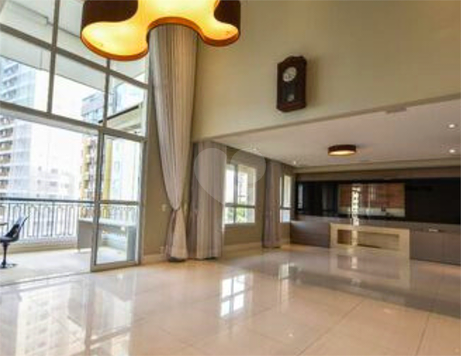 CONTEMPORÂNEO CAMPO BELO