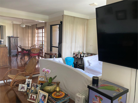 MADISON SQUARE GARDEN