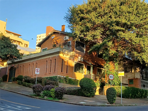 Venda Casa Porto Alegre Petrópolis 1