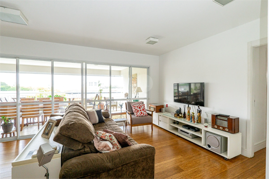 NOVAMÉRICA CALIFÓRNIA  COLLECTION