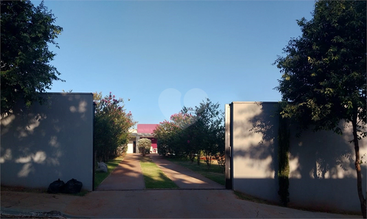 Venda Condomínio Jardinópolis Centro 1