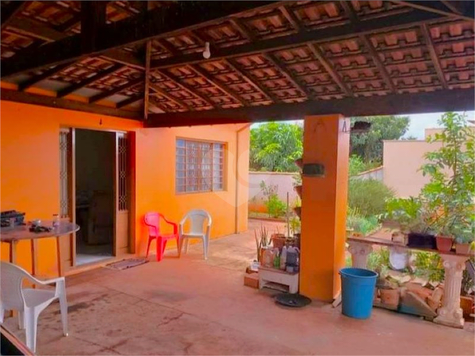 Venda Casa Cravinhos Centro 1