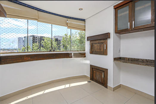 EDIFICIO VILA CARRA
