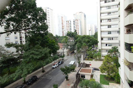 MOEMA HILL