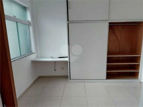 Condomínio Edifício Descartes