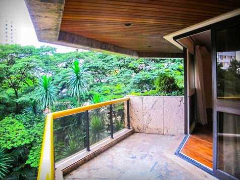 DOMAINE DE BEAUCHAMP