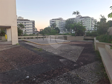 Condomínio Edifício Studios