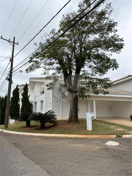 Belíssima Casa de esquina no Condomínio Jardim Theodora em Itu SP