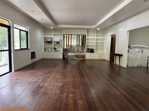 Edifício "ALFA SCORP II"