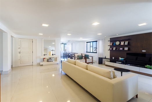 GALERIA