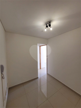 Professor Flávio Pires De Camarco