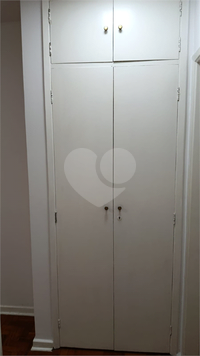 CONDOMÍNIO QUINTO ANDAR - 01327-001 - 1359