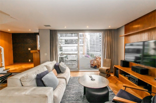 LEOPOLDO ESPAÇO DUO