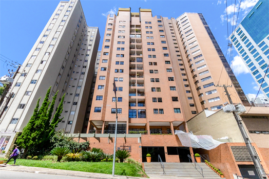 Edifício Champagnat Regence