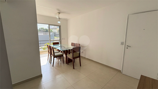 RES CHAMPS DU BAGATELLE